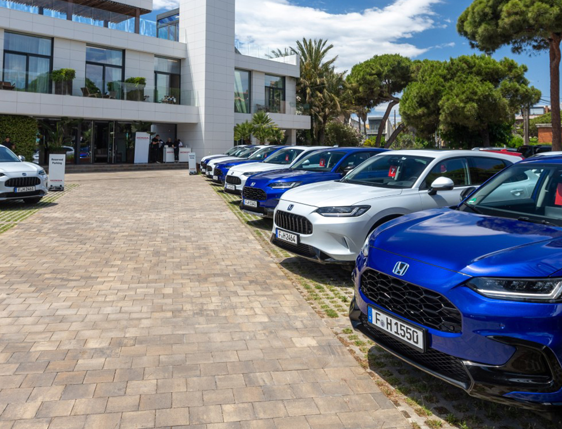 TEST-DRIVE-SERVICE-2
