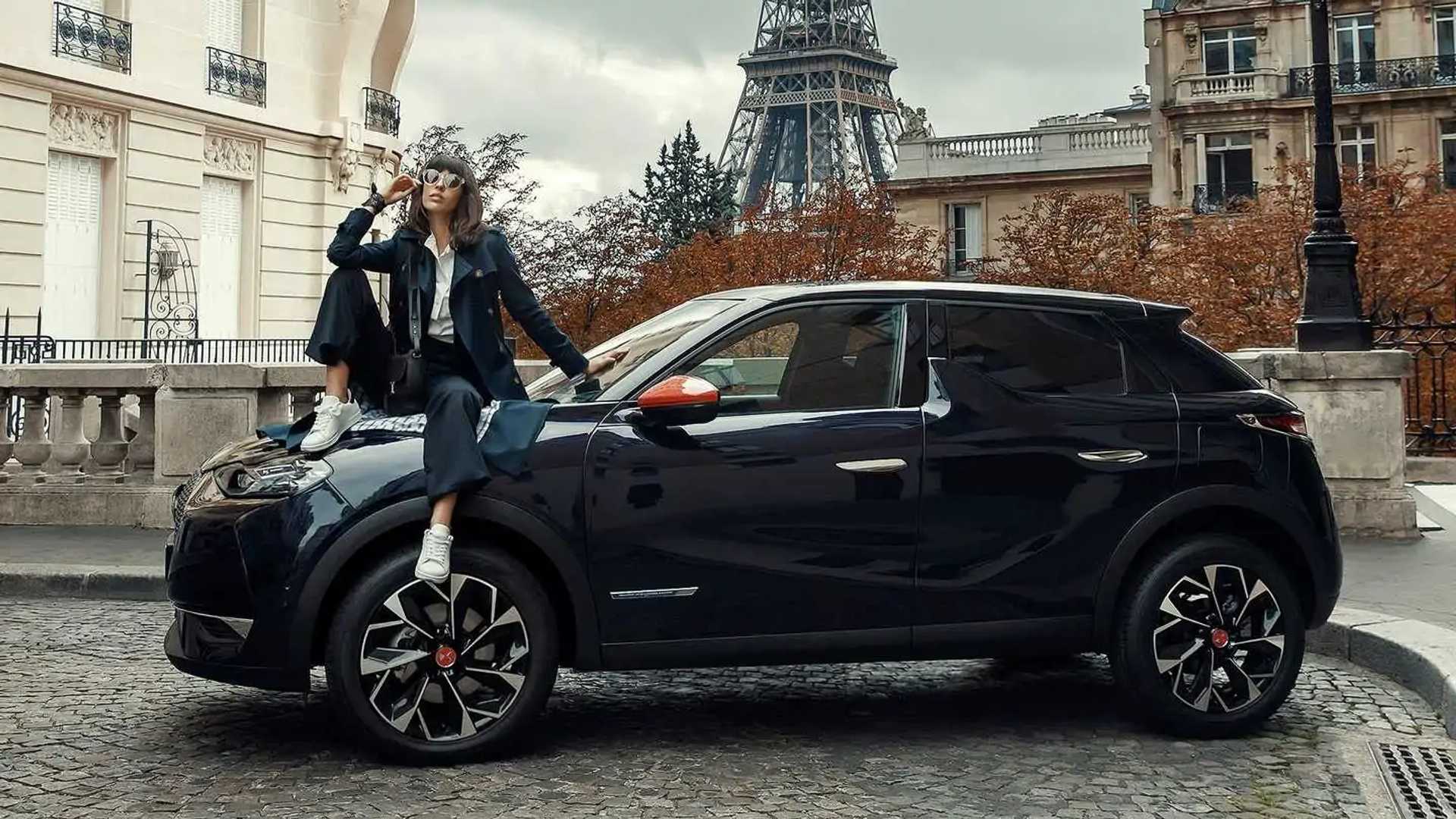 ds-3-crossback-ines-de-la-fressagne-2020 (1)3